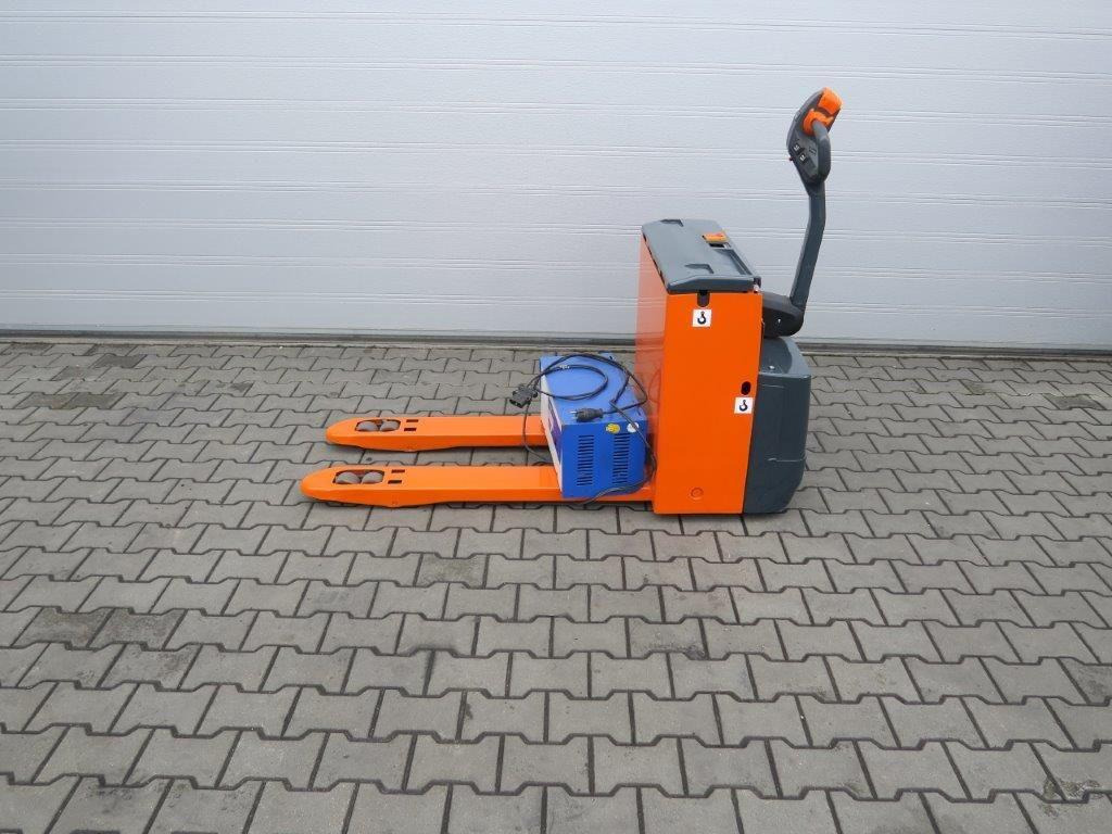 Steinbock Boss WN16T - Тележка: фото 1 Steinbock Boss WN16T - Тележка: фото 1