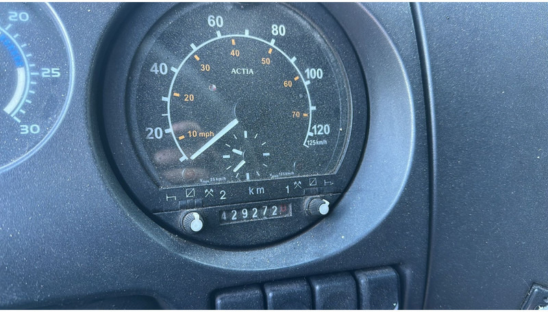 DAF XF 95.380 (EURO 2 / POMPE MANUELLE / MANUAL PUMP / BOITE MANUELLE / MANUAL GEARBOX) в лизинг DAF XF 95.380 (EURO 2 / POMPE MANUELLE / MANUAL PUMP / BOITE MANUELLE / MANUAL GEARBOX): фото 16