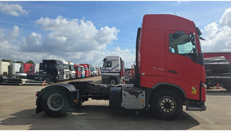 Volvo FH 460 (GOOD CONDITION / EURO 6 / FRIGO / LANE ASSIST) - Тягач: фото 4 Volvo FH 460 (GOOD CONDITION / EURO 6 / FRIGO / LANE ASSIST) - Тягач: фото 4