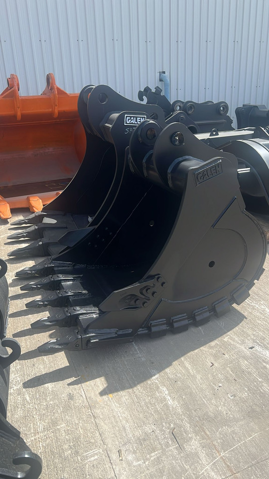 Ковш для экскаватора для Гусеничных экскаваторов HYUNDAI HX225 Heavy Duty Bucket: фото 1 Ковш для экскаватора для Гусеничных экскаваторов HYUNDAI HX225 Heavy Duty Bucket: фото 1