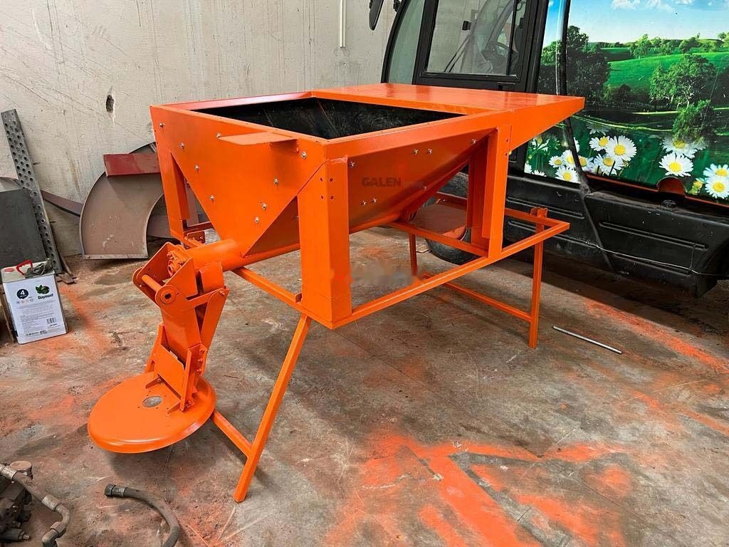 New Electrical Salt Spreader - Разбрасыватель песка/ Соли: фото 1