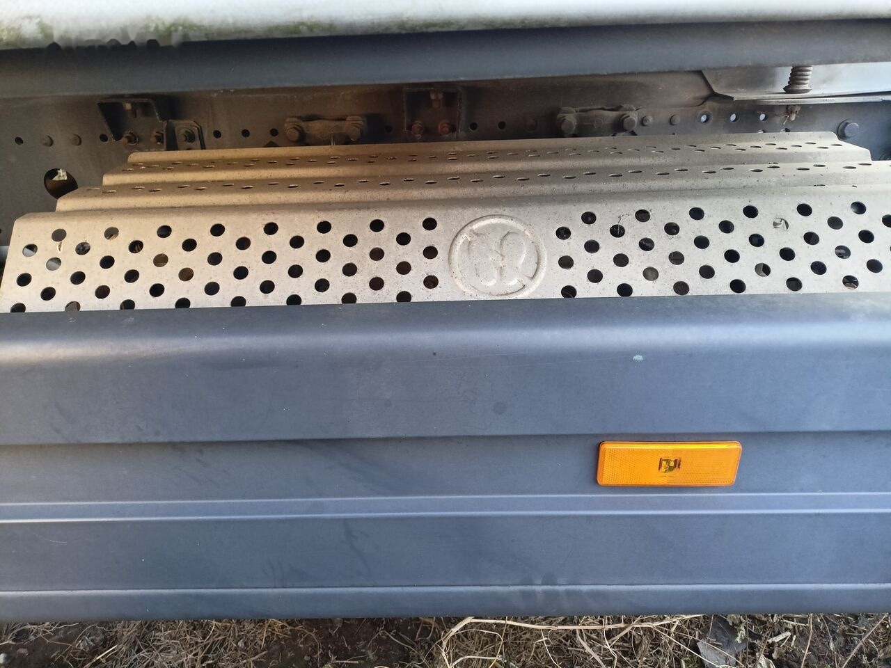 Mercedes-Benz Atego 1527,1530 A00649050   Mercedes-Benz 1524,1527,1530 - Катализатор для Грузовиков: фото 1