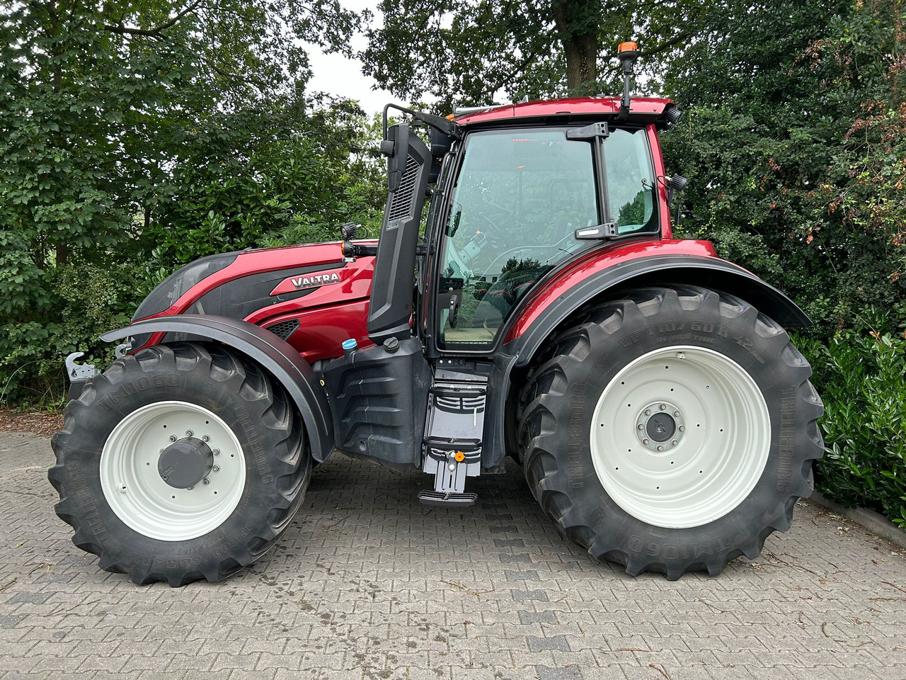 Valtra T214 Direct - Трактор: фото 2 Valtra T214 Direct - Трактор: фото 2