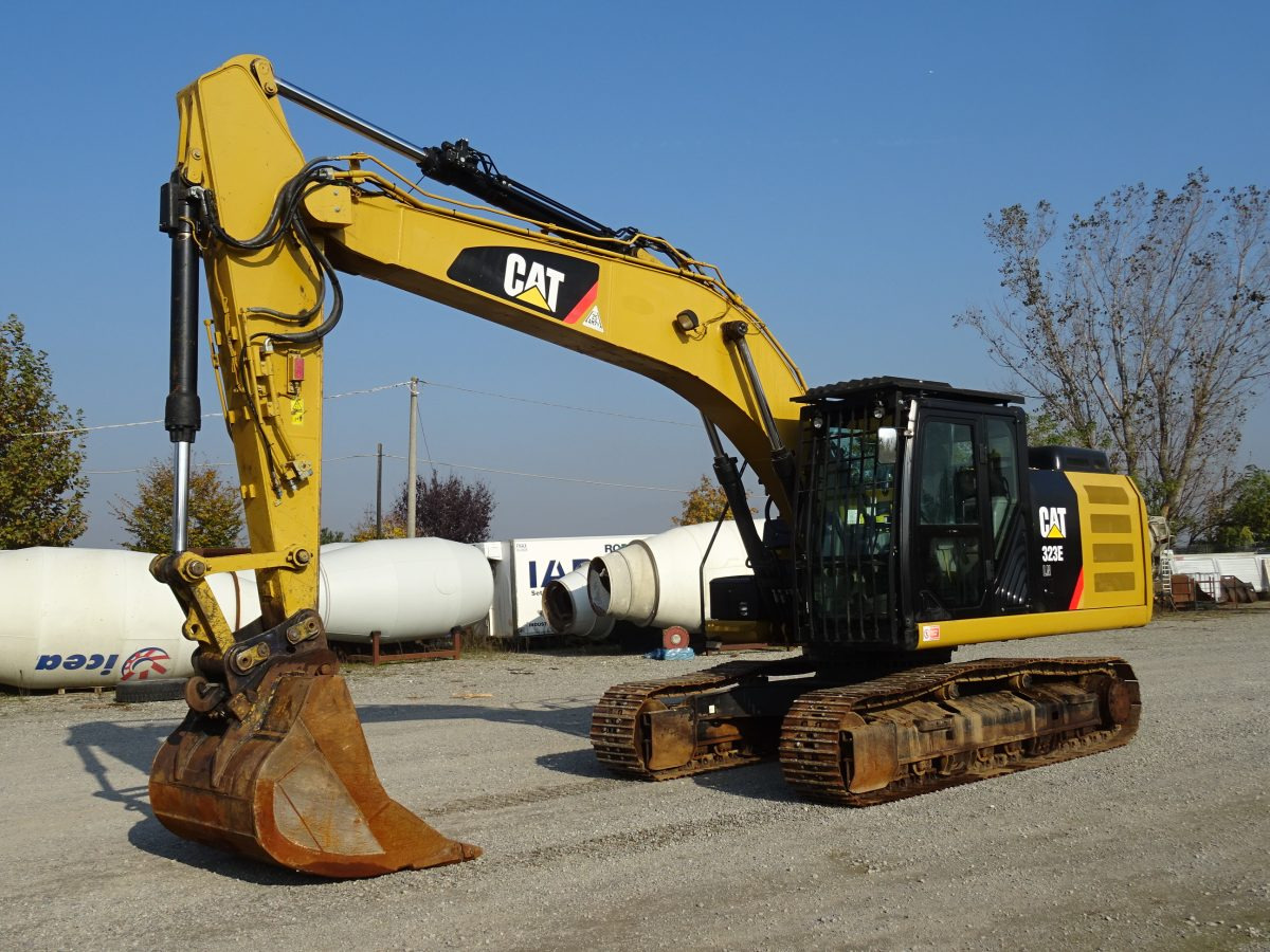 CATERPILLAR 323E LN - Гусеничный экскаватор: фото 1 CATERPILLAR 323E LN - Гусеничный экскаватор: фото 1