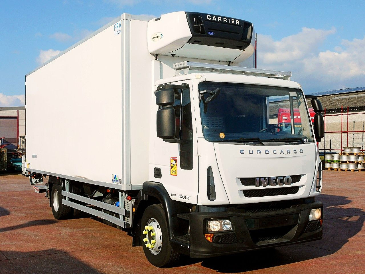 Iveco 140E18 FLEISH KUHLKOFFER CARRIER SUPRA 550 LBW Iveco 140E18 FLEISH KUHLKOFFER CARRIER SUPRA 550 LBW - Рефрижератор: фото 2 Iveco 140E18 FLEISH KUHLKOFFER CARRIER SUPRA 550 LBW Iveco 140E18 FLEISH KUHLKOFFER CARRIER SUPRA 550 LBW - Рефрижератор: фото 2