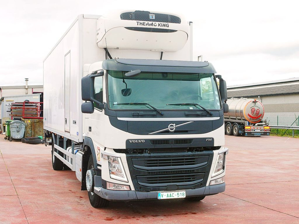 Volvo FM 330.19 AUBINEAU THERMOKING T 1000 MT - Рефрижератор: фото 1 Volvo FM 330.19 AUBINEAU THERMOKING T 1000 MT - Рефрижератор: фото 1