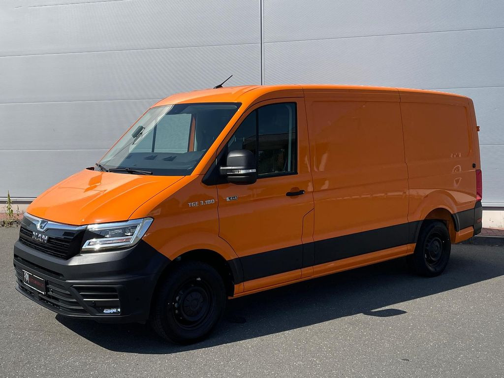 MAN TGE 3.180 Kasten L3H2 4x4 AUTOM ACC NAVI  - Легковой автомобиль: фото 1
