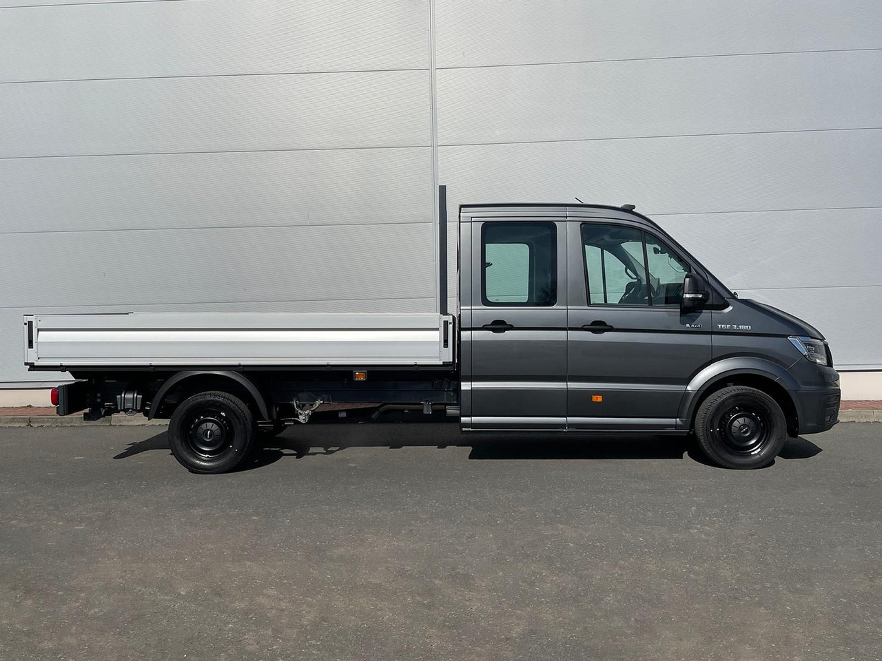 MAN TGE 3.180 Pritsche DOKA LR 4x4 ACC LED DIFF-SPER - Легковой автомобиль: фото 5 MAN TGE 3.180 Pritsche DOKA LR 4x4 ACC LED DIFF-SPER - Легковой автомобиль: фото 5