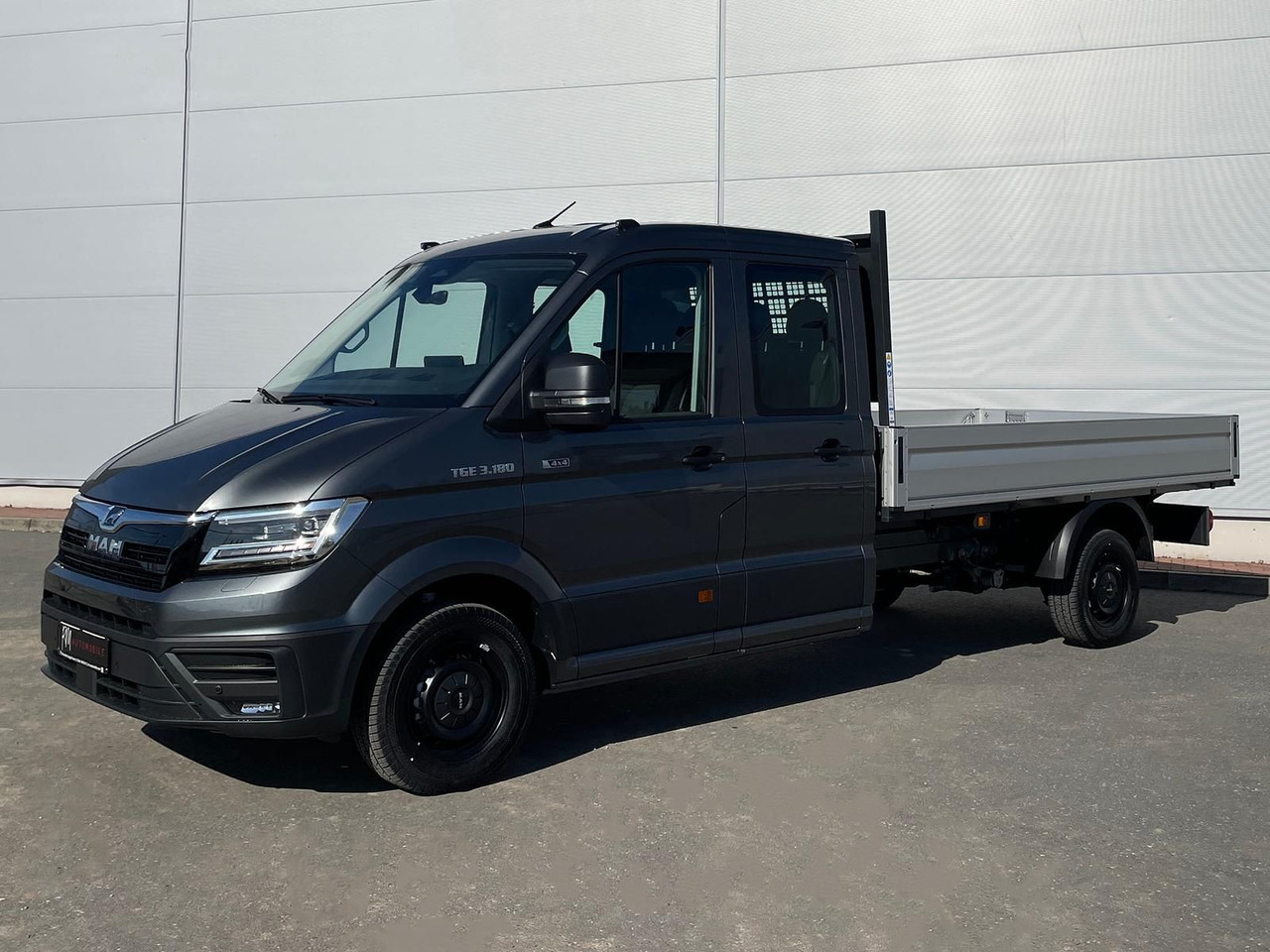 MAN TGE 3.180 Pritsche DOKA LR 4x4 ACC LED DIFF-SPER - Легковой автомобиль: фото 1 MAN TGE 3.180 Pritsche DOKA LR 4x4 ACC LED DIFF-SPER - Легковой автомобиль: фото 1
