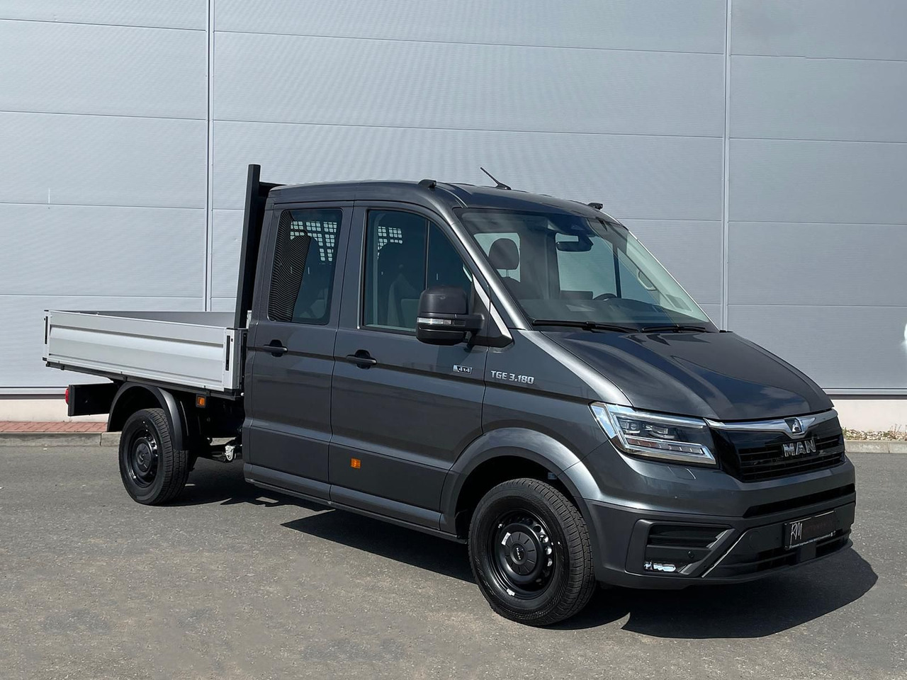 MAN TGE 3.180 Pritsche DOKA MR 4x4 ACC LED DIFF-SPER - Легковой автомобиль: фото 2 MAN TGE 3.180 Pritsche DOKA MR 4x4 ACC LED DIFF-SPER - Легковой автомобиль: фото 2
