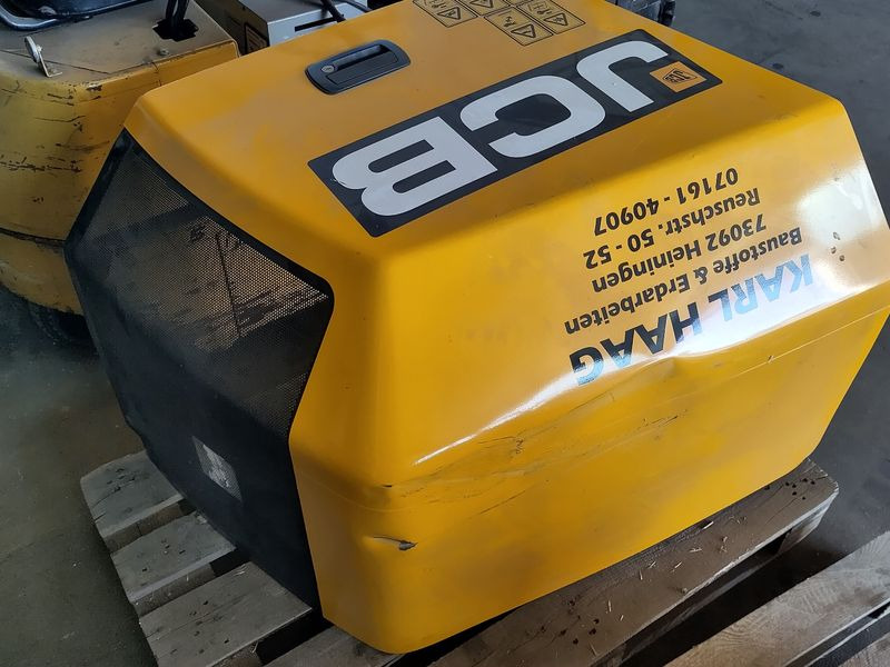 JCB seitliche Motorhaube - Капот для Колёсных погрузчиков: фото 1