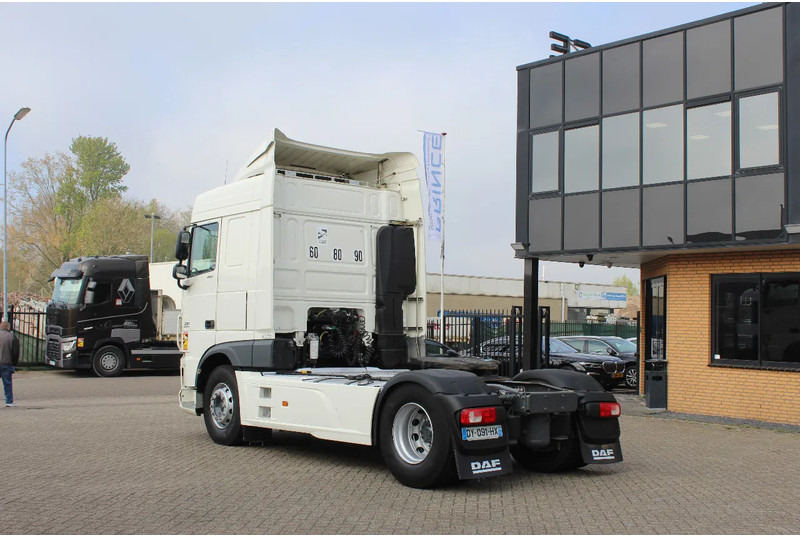 DAF XF 106.460 * EURO6 * 4X2 * - Тягач: фото 3 DAF XF 106.460 * EURO6 * 4X2 * - Тягач: фото 3