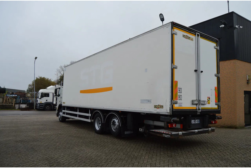 Volvo FM 370 * EURO5 * CARRIER SUPRA 950 SILENT * 6X2 * - Рефрижератор: фото 2 Volvo FM 370 * EURO5 * CARRIER SUPRA 950 SILENT * 6X2 * - Рефрижератор: фото 2