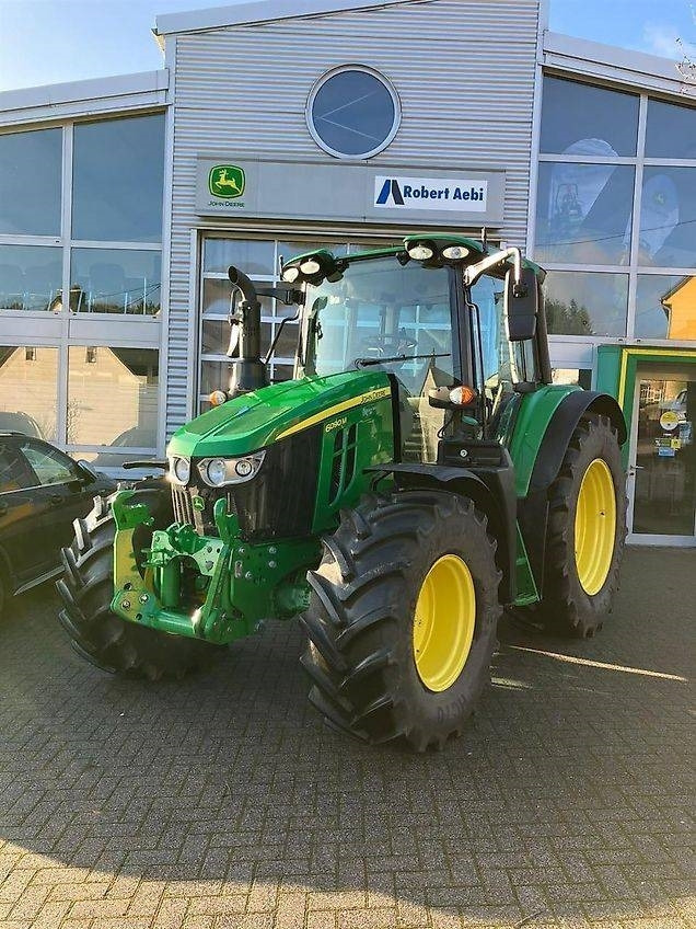 John Deere 6090M - Трактор: фото 1 John Deere 6090M - Трактор: фото 1