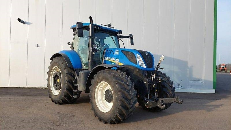 New Holland T 7.270 AC - Трактор: фото 1 New Holland T 7.270 AC - Трактор: фото 1