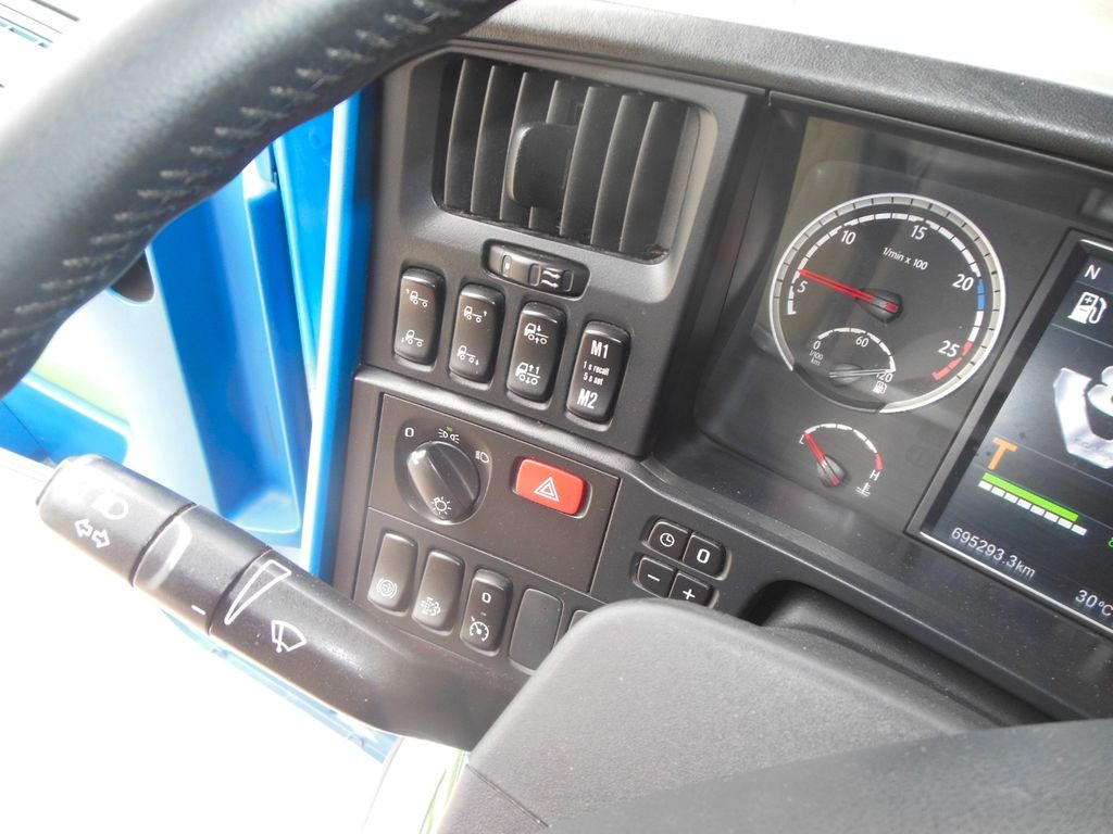 Scania R520, V8, ROSSI, LEDER, TOP!!!  в лизинг Scania R520, V8, ROSSI, LEDER, TOP!!!: фото 21