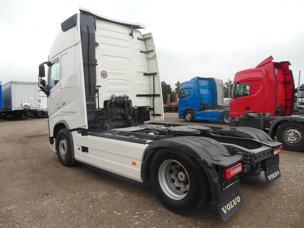 Volvo FH 13/500, GLOBE XL, I PARK COOL, TOP - Тягач: фото 4 Volvo FH 13/500, GLOBE XL, I PARK COOL, TOP - Тягач: фото 4