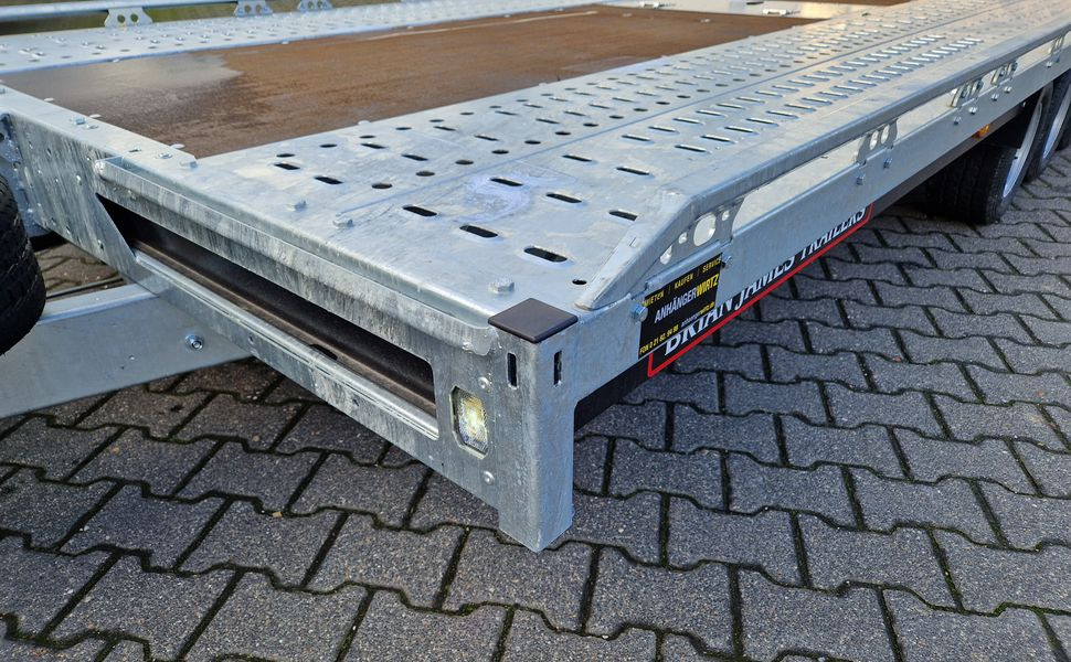BJT T Transporter 231 500x210cm black Auffahrrampen 235cm Holzboden vorn Tridem 10" 3500kg Aktion - Прицеп для спецтехники: фото 1 BJT T Transporter 231 500x210cm black Auffahrrampen 235cm Holzboden vorn Tridem 10" 3500kg Aktion - Прицеп для спецтехники: фото 1