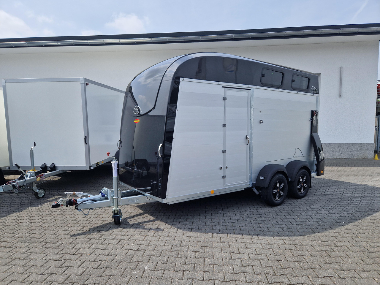 Böckmann Big Portax blackline Alufelgen Zwischentür Kamera WCF 2700kg Großpferde - Прицеп-коневоз: фото 1