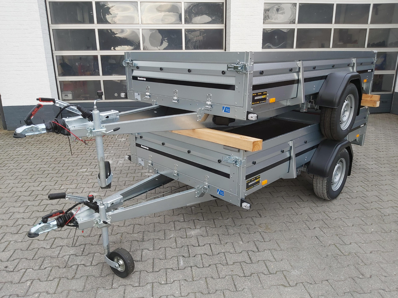 Brenderup 2300 SB 301x153x40cm Stahlwände (M) 1300kg - Прицеп для легкового автомобиля: фото 1