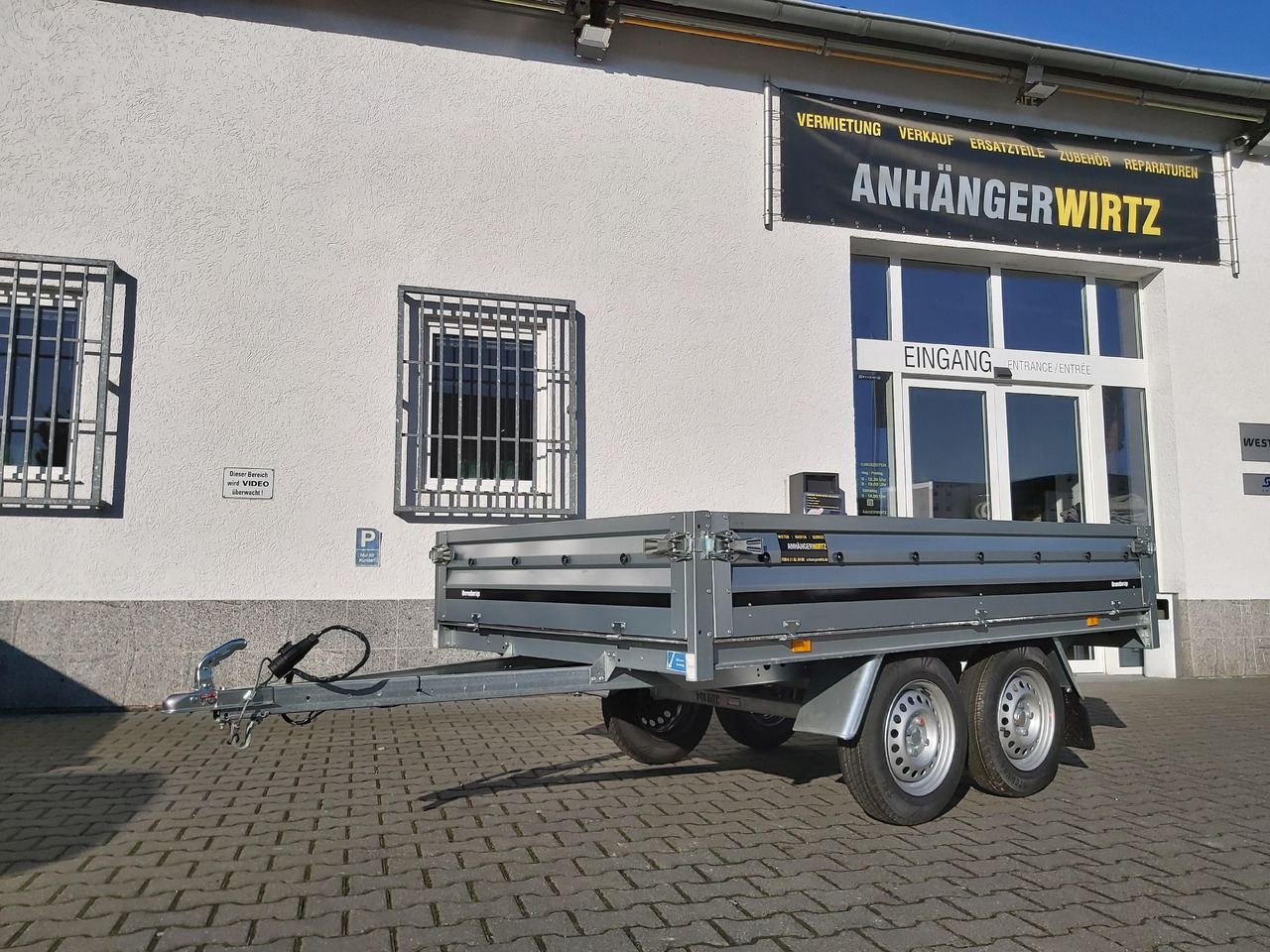 Brenderup 3251 STU 750 250x142x35cm Tandemachse 13" (S) 750kg - Прицеп бортовой/ Платформа: фото 1 Brenderup 3251 STU 750 250x142x35cm Tandemachse 13" (S) 750kg - Прицеп бортовой/ Платформа: фото 1