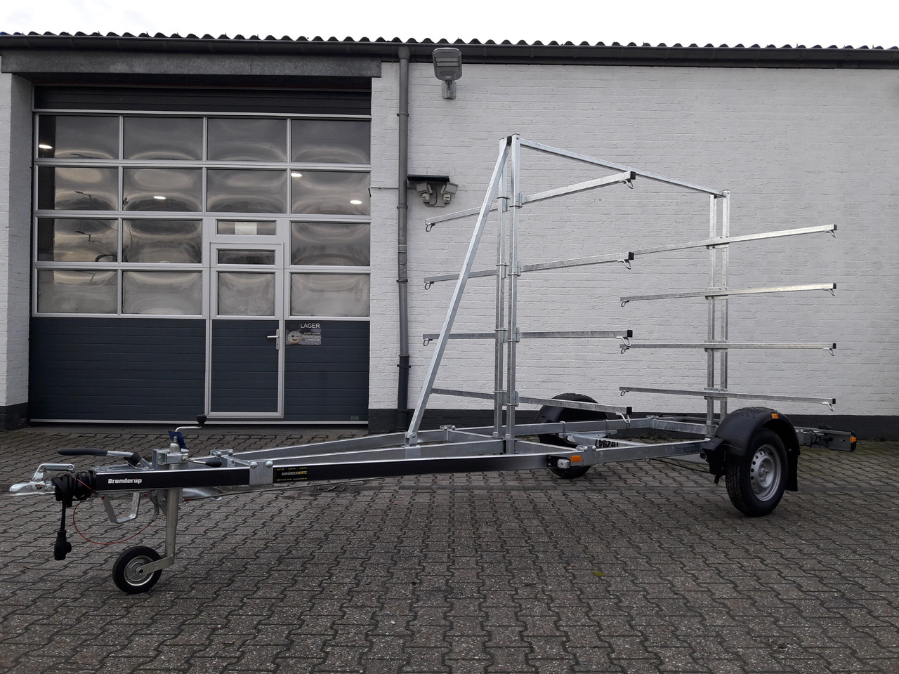 Brenderup Boattrailer Bootsanhänger 161000B CX Kanu / Kayak SUP Board Gestell 1000kg Online Aktion - Лодочный прицеп: фото 1