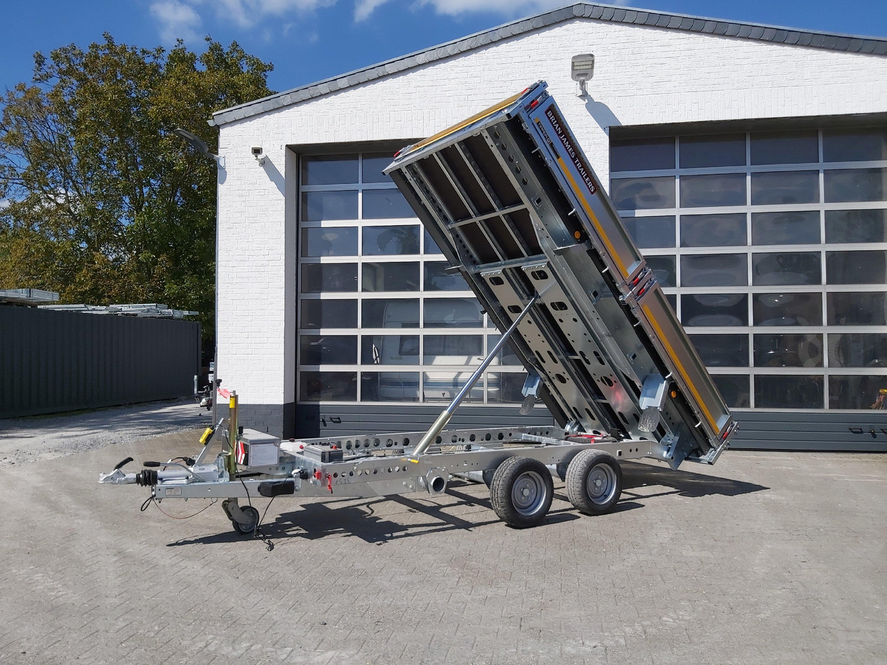 Brian James Trailer CarGO Tipper 2 elektrisch 360x195x30cm Hecktüren Tandem 12" 3500kg os - Самосвальный прицеп: фото 1 Brian James Trailer CarGO Tipper 2 elektrisch 360x195x30cm Hecktüren Tandem 12" 3500kg os - Самосвальный прицеп: фото 1
