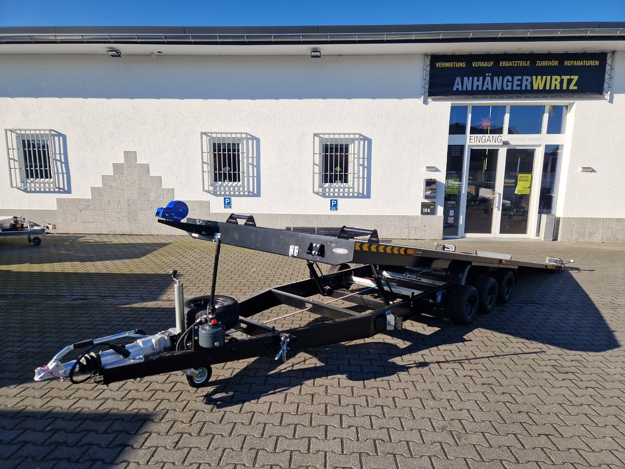 Cartrailer Expert 3560 easyload black 600x216cm hydr. kippbar Premium black Tridem 10" 100kmH 3500kg - Прицеп-автовоз: фото 1 Cartrailer Expert 3560 easyload black 600x216cm hydr. kippbar Premium black Tridem 10" 100kmH 3500kg - Прицеп-автовоз: фото 1