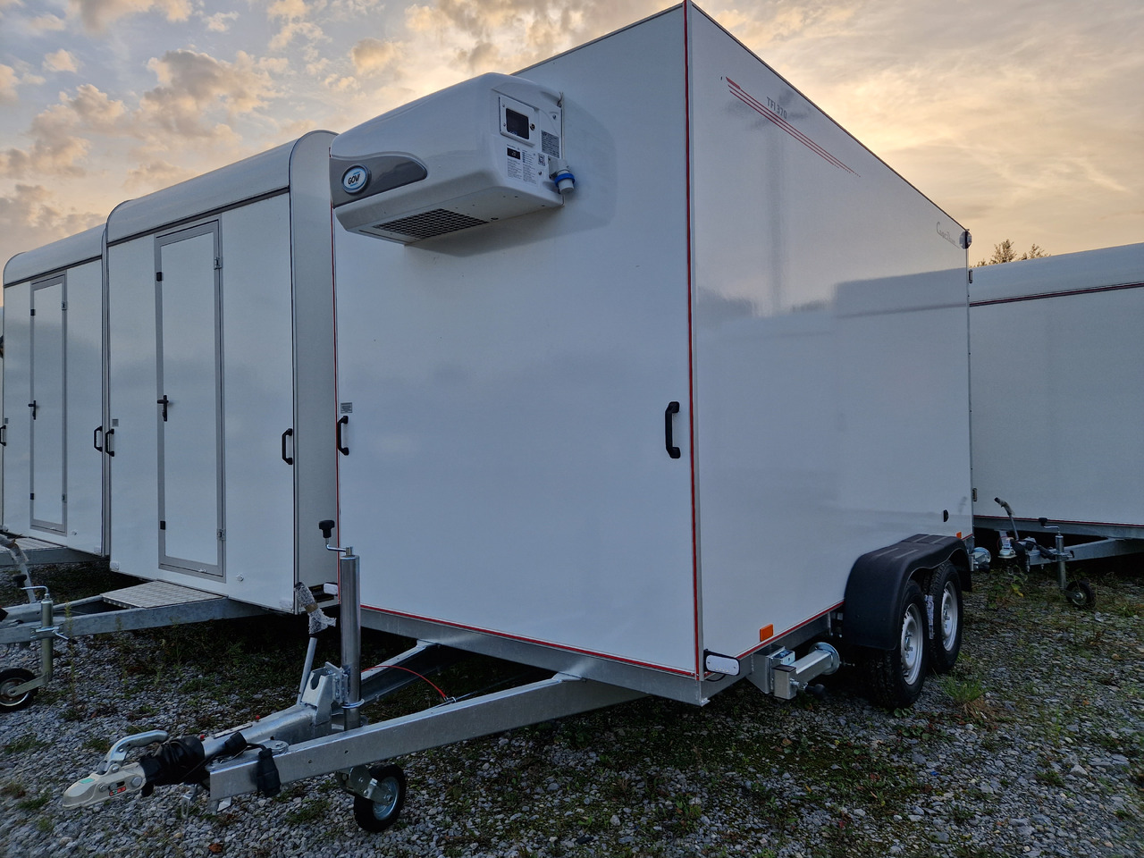 Kühlanhänger Cargo Therm TFI 370T 370x180x200cm Lebensmittel HACCP Govi Arktik 2000 100km/H 2700kg - Прицеп-рефрижератор: фото 1 Kühlanhänger Cargo Therm TFI 370T 370x180x200cm Lebensmittel HACCP Govi Arktik 2000 100km/H 2700kg - Прицеп-рефрижератор: фото 1