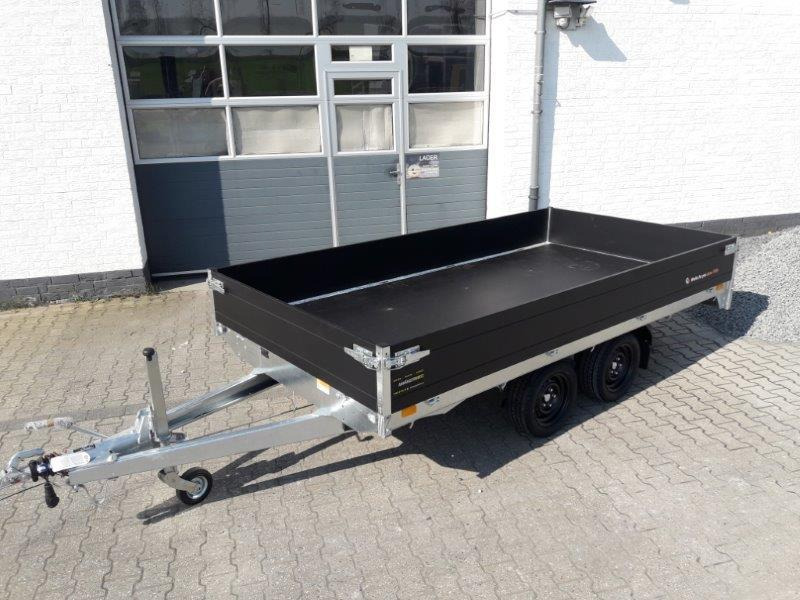 Saris PL356 184 2700 2 356x184x35cm black Edition LED Beleuchtung VAS 13" (L) 2700kg - Прицеп бортовой/ Платформа: фото 1 Saris PL356 184 2700 2 356x184x35cm black Edition LED Beleuchtung VAS 13" (L) 2700kg - Прицеп бортовой/ Платформа: фото 1