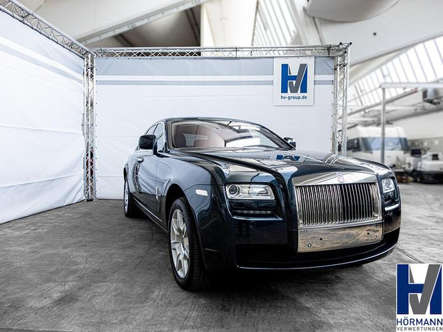 Легковой автомобиль Rolls-Royce Ghost: фото 1