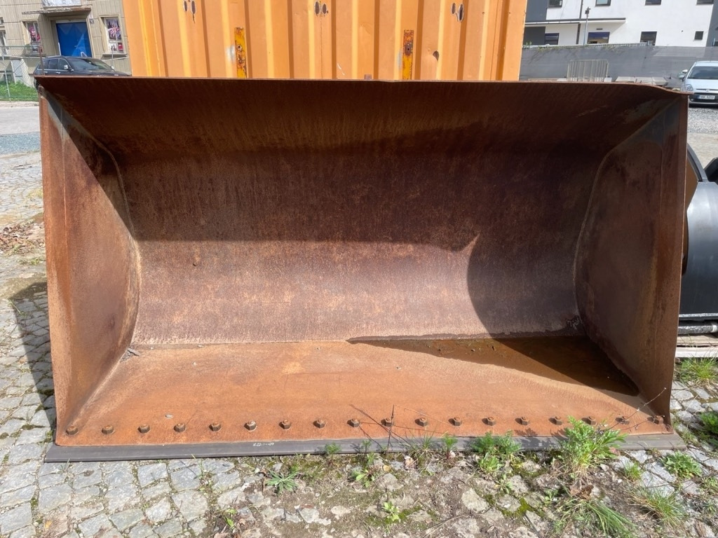 Volvo L 120 + QC + NEW CUTTING EDGE + 3000 mm + 3,3 m3 - Ковш для Строительной техники: фото 1 Volvo L 120 + QC + NEW CUTTING EDGE + 3000 mm + 3,3 m3 - Ковш для Строительной техники: фото 1