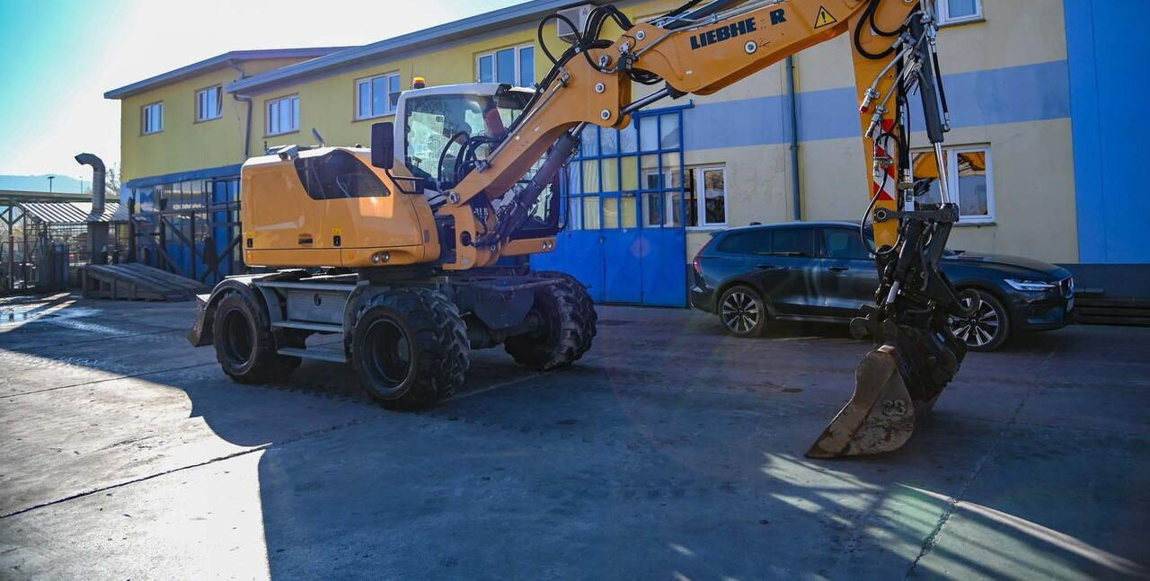 Liebherr A910 - Колёсный экскаватор: фото 1 Liebherr A910 - Колёсный экскаватор: фото 1