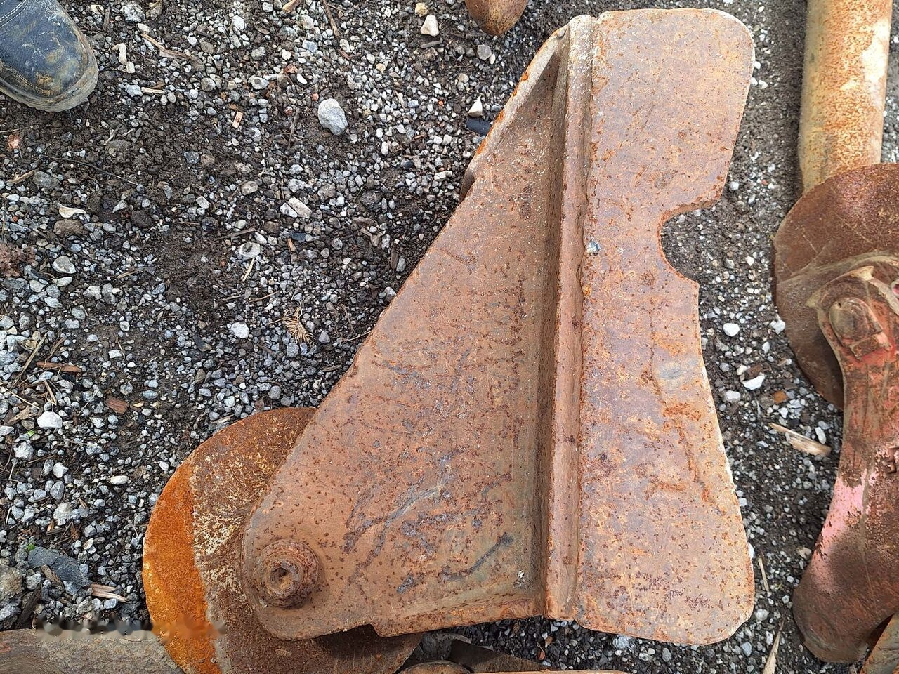 Volvo 310 mm S60 - Навесное оборудование для Строительной техники: фото 1