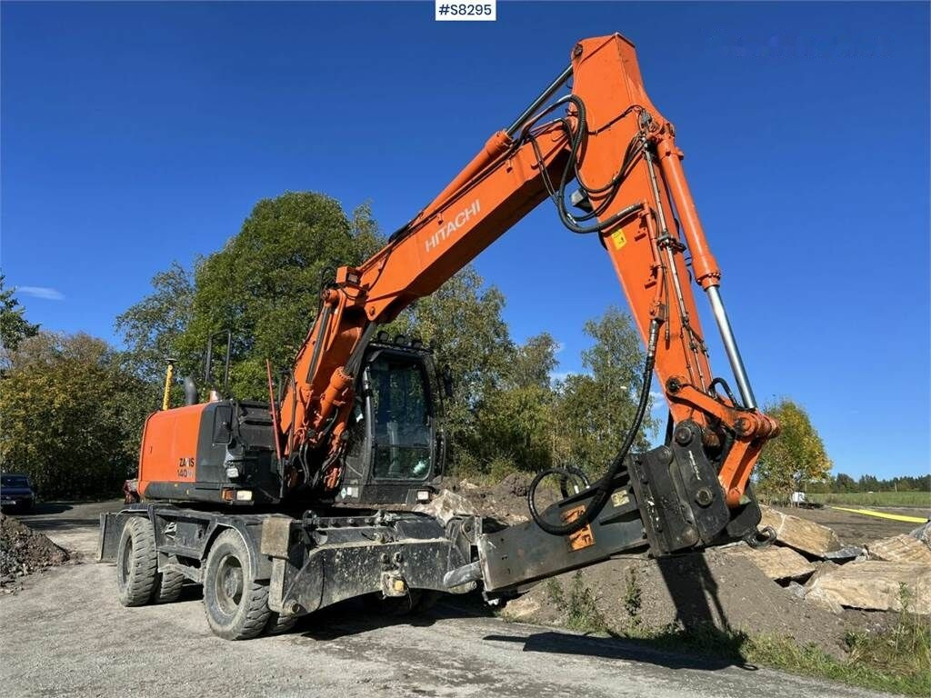 Hitachi ZX140W-5B Wheeled excavator with GPS-system and ti - Гусеничный экскаватор: фото 1 Hitachi ZX140W-5B Wheeled excavator with GPS-system and ti - Гусеничный экскаватор: фото 1