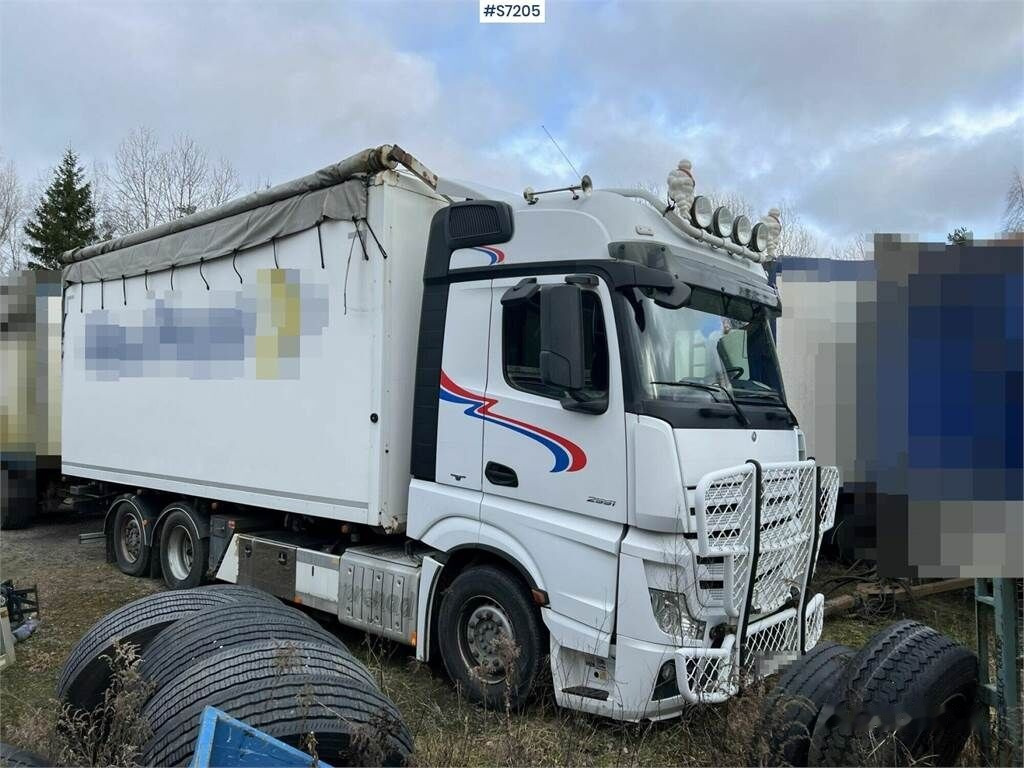 Mercedes-Benz Actros 963-0-C Chip Truck - Грузовик с закрытым кузовом: фото 1 Mercedes-Benz Actros 963-0-C Chip Truck - Грузовик с закрытым кузовом: фото 1