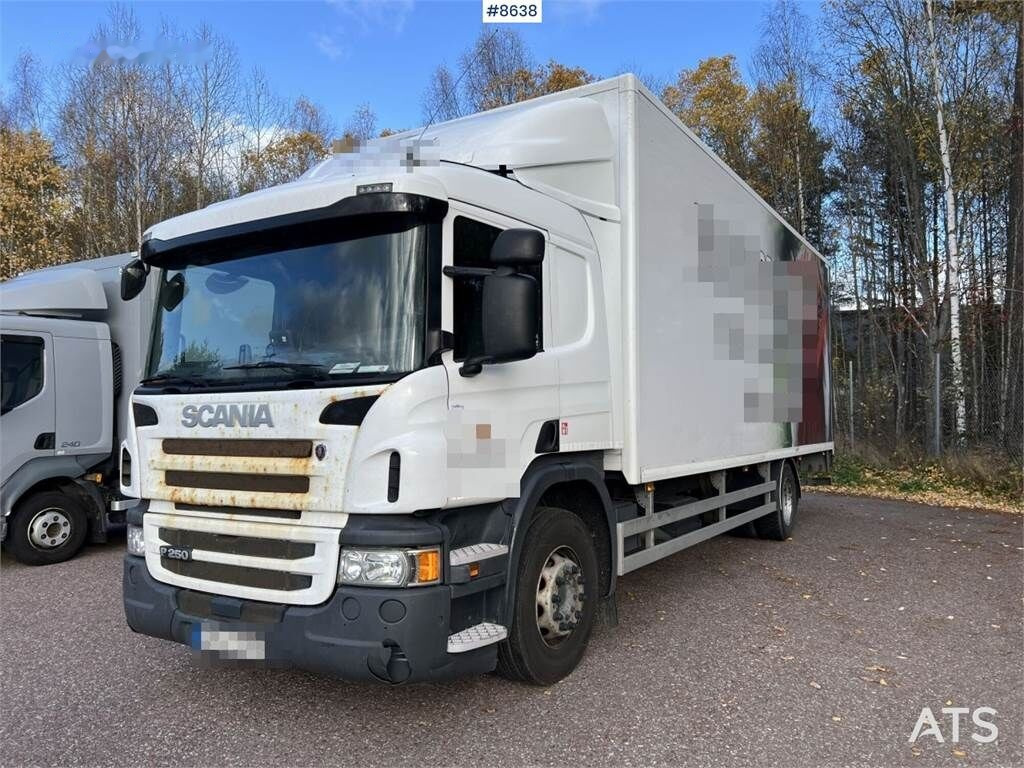 Scania P250 - Грузовик с закрытым кузовом: фото 1 Scania P250 - Грузовик с закрытым кузовом: фото 1