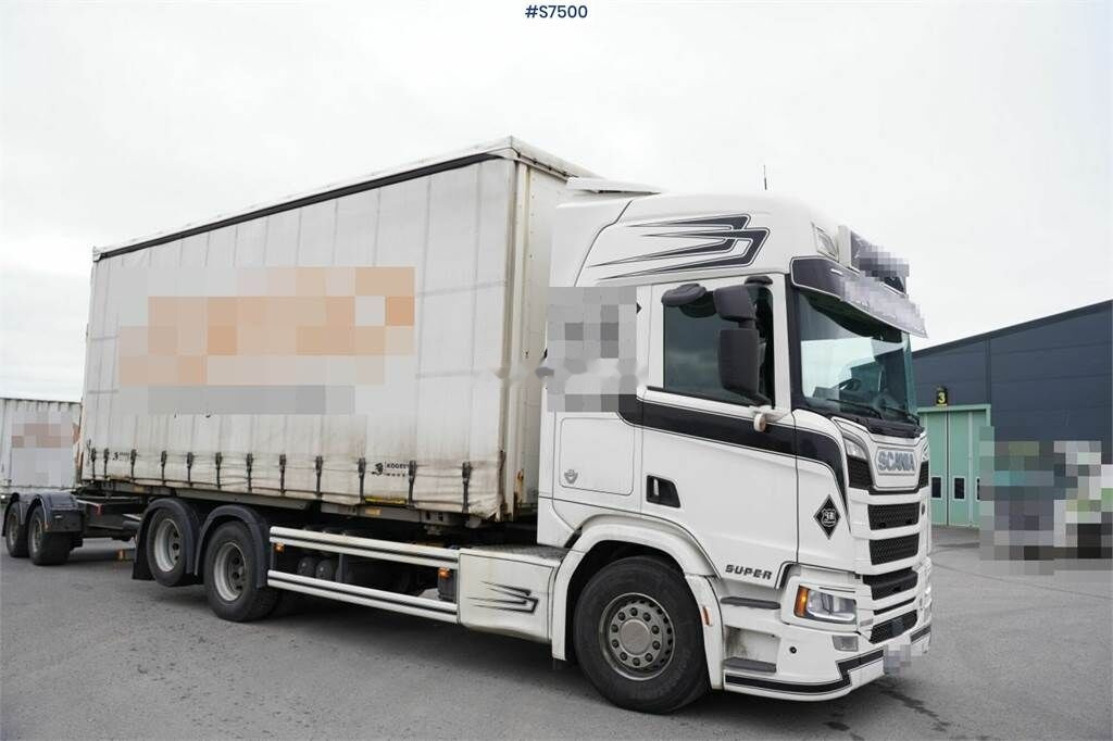 Scania R580 - Грузовик с закрытым кузовом: фото 1 Scania R580 - Грузовик с закрытым кузовом: фото 1