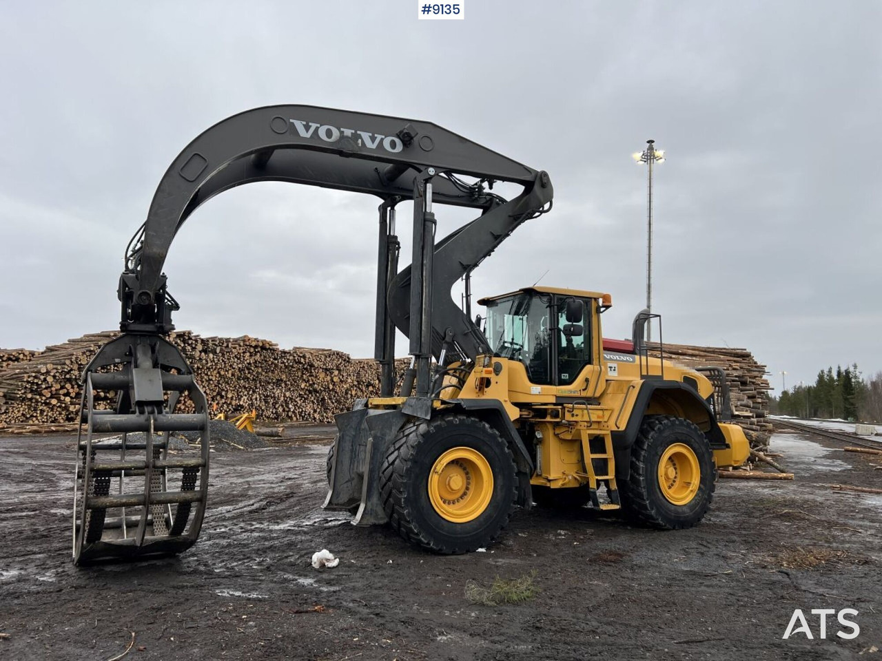 Volvo L 180 G High lifter / Log handler (VIDEO) - Колёсный погрузчик: фото 1 Volvo L 180 G High lifter / Log handler (VIDEO) - Колёсный погрузчик: фото 1