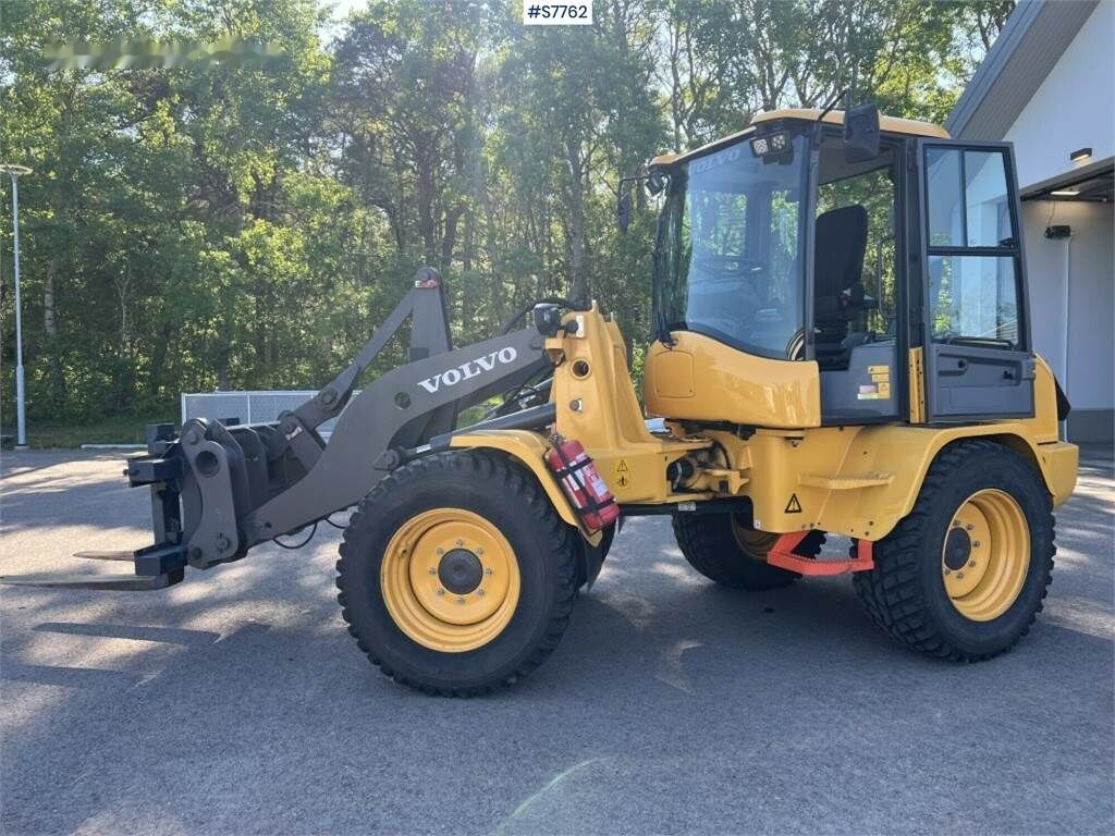 Volvo L35GT - Бульдозер: фото 1 Volvo L35GT - Бульдозер: фото 1
