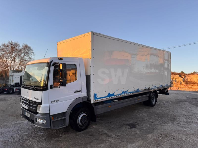 Mercedes Atego 1218 - Грузовик с закрытым кузовом: фото 3 Mercedes Atego 1218 - Грузовик с закрытым кузовом: фото 3