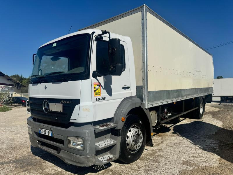 Mercedes Axor 1828 - Грузовик с закрытым кузовом: фото 1 Mercedes Axor 1828 - Грузовик с закрытым кузовом: фото 1