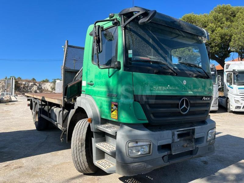 Mercedes Axor 2533 - Грузовик бортовой/ Платформа: фото 2 Mercedes Axor 2533 - Грузовик бортовой/ Платформа: фото 2