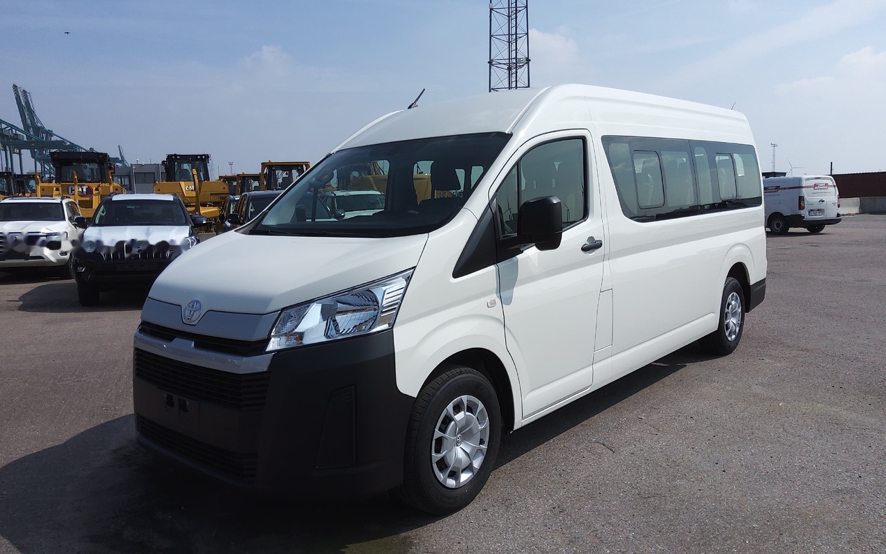 Toyota Hiace HIGH ROOF / TOIT HAUT 2.8L Diesel Manual base - Микроавтобус, Пассажирский фургон: фото 1