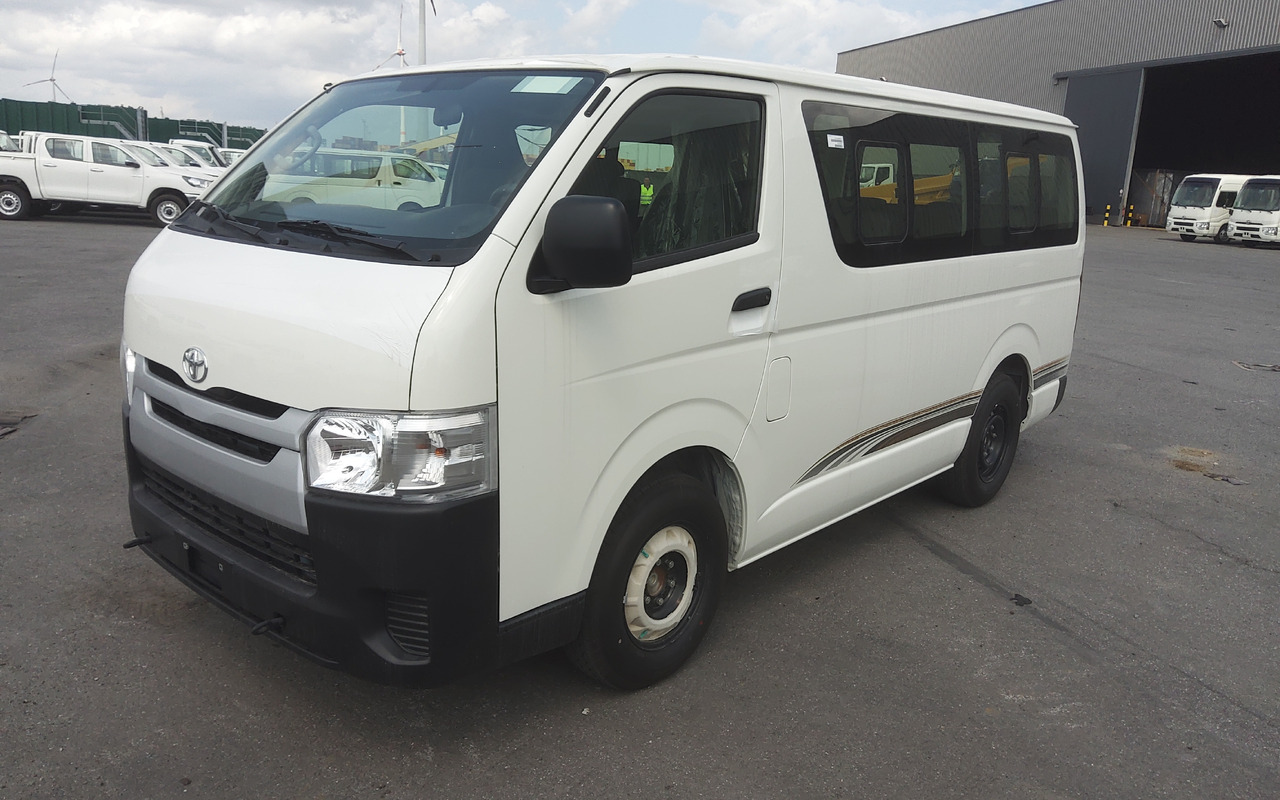 Toyota Hiace STANDARD ROOF 2.5L Diesel Manual - Микроавтобус, Пассажирский фургон: фото 1