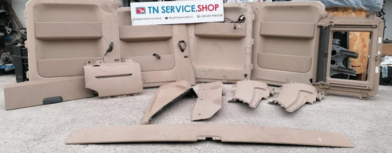 Mercedes-Benz - Кузов и экстерьер для Грузовиков: фото 1 Mercedes-Benz - Кузов и экстерьер для Грузовиков: фото 1