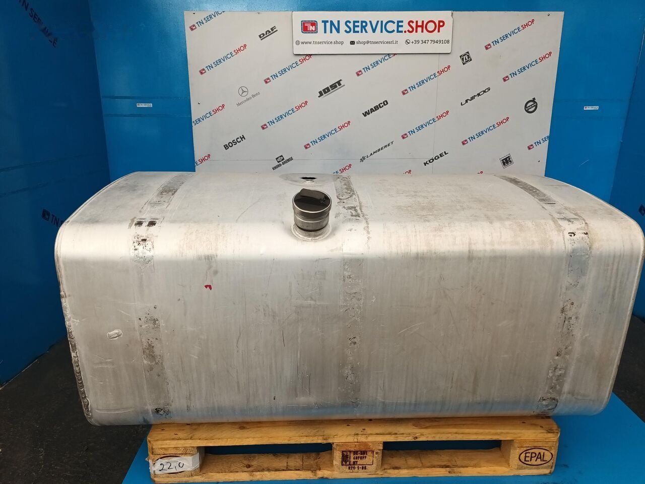 Scania 600 litri 1368979 - Топливный бак для Грузовиков: фото 1 Scania 600 litri 1368979 - Топливный бак для Грузовиков: фото 1