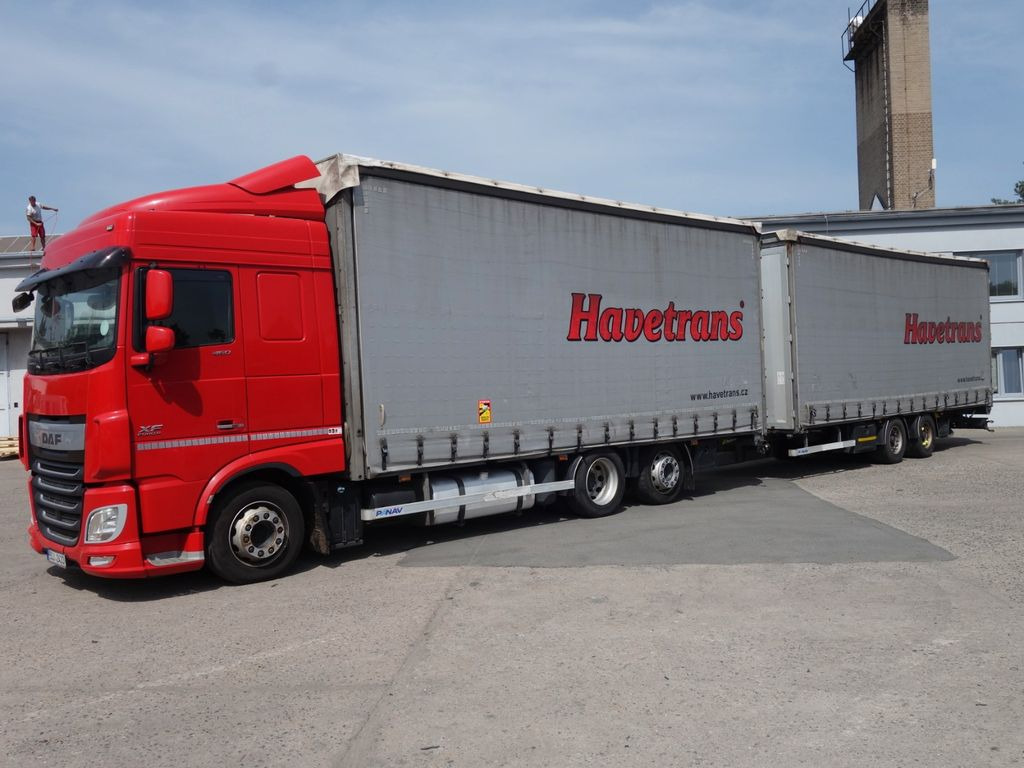 Тентованный грузовик DAF XF 460 6x2 tandem 120m3, durchfahr: фото 1 Тентованный грузовик DAF XF 460 6x2 tandem 120m3, durchfahr: фото 1