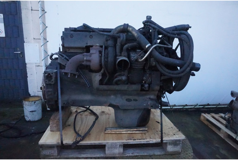 MAN D0826LF17 EURO2 260PS - Двигатель для Грузовиков: фото 1