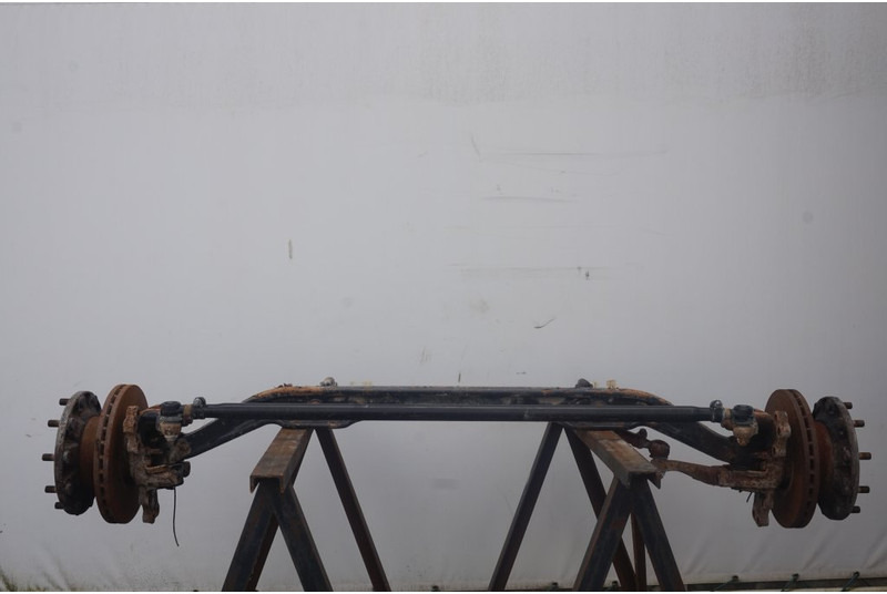 MAN V9-82L-21 - Передняя ось для Грузовиков: фото 1